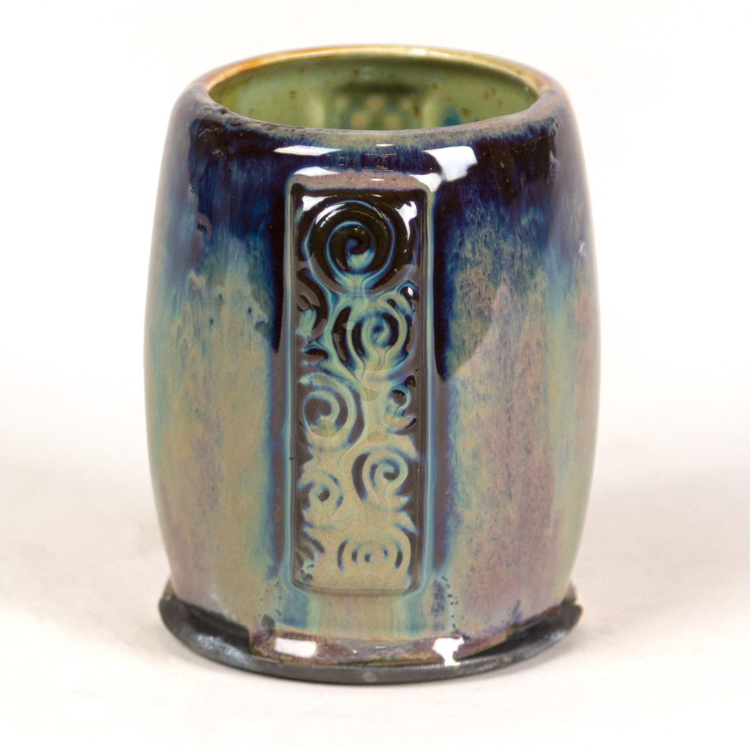 SW-113 Speckled Plum over SW-216 Micro Jade on EG005 Black Engobe