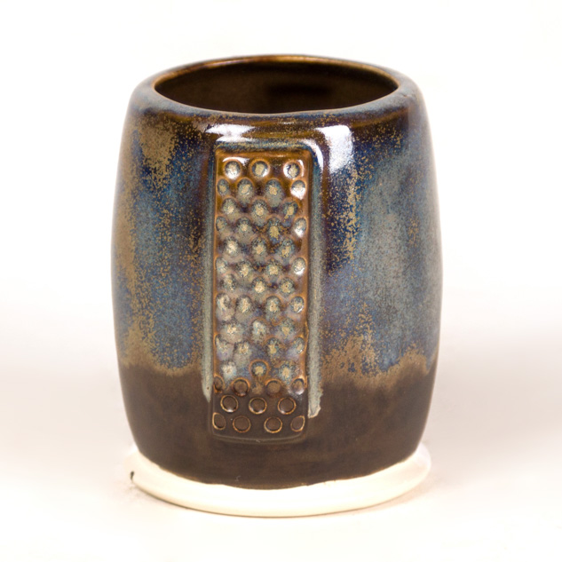 SW-110 Oyster over SW-144 Lava Rock