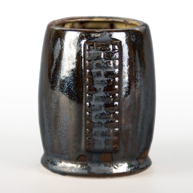 SW-222 Green Jasper over SW-185 Rainforest on EG-003 Brick Red Engobe