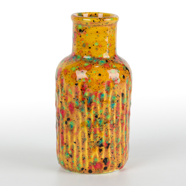 S-2708 Oriental Carmel over CG-1009 Cherry Limeade