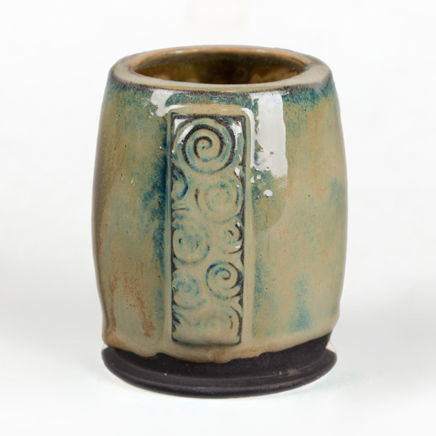 SW-101 Stoned Denim over SW-127 Olivine on EG-006 Sparkle Black Engobe