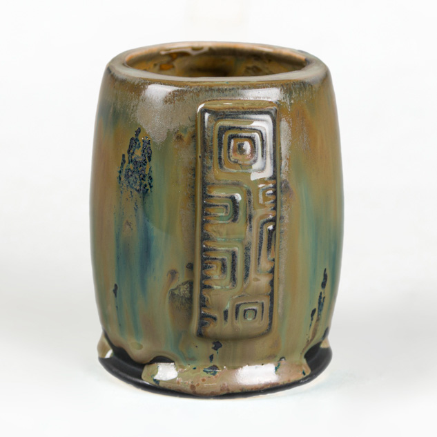 SW-146 Aurora Green over SW-127 Olivine on EG-005 Black Engobe